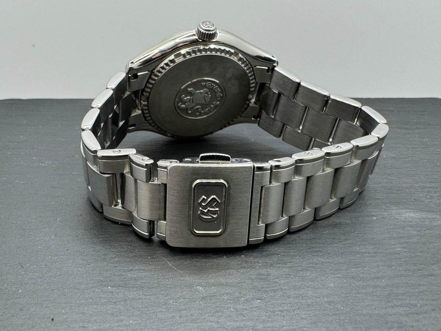 Grand Seiko Quarz SBGX005 / 9F62-0A10 - Champagnerfarbenes Sunburst-Zifferblatt · Original Stahlband mit GS-Schließe · Februar 2004