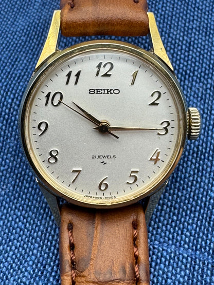 Seiko 1104A – 21 Jewels – Handaufzug Damenarmbanduhr (Dezember 1973)
