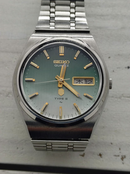 Seiko Quartz Type II – Réf. 4623-8030 – Calibre 4623, Daini Seikosha – cadran dégradé vert – janvier 1977