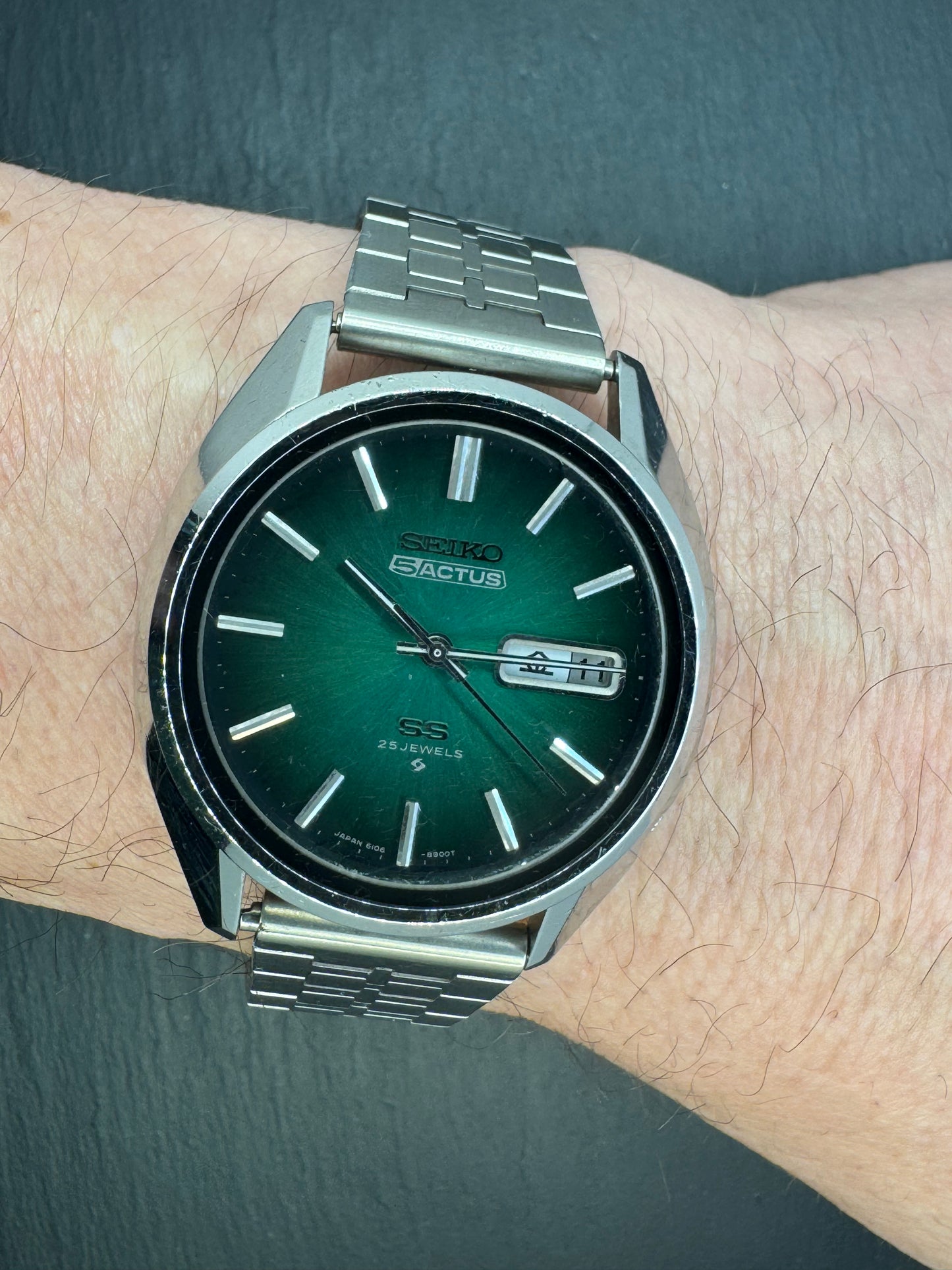Seiko 5 Actus SS 6106-8660 – September 1974 – Green Sunburst – 25 Jewels – JDM Vintage – revidiert