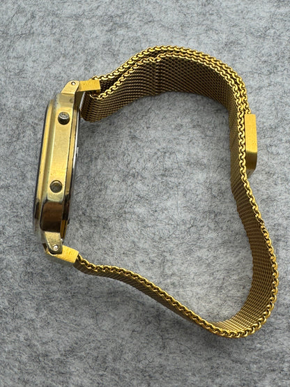 ALBA Quartz Y723-5000 – September 1989 – gold-plated digital watch with Milanese bracelet – serviced