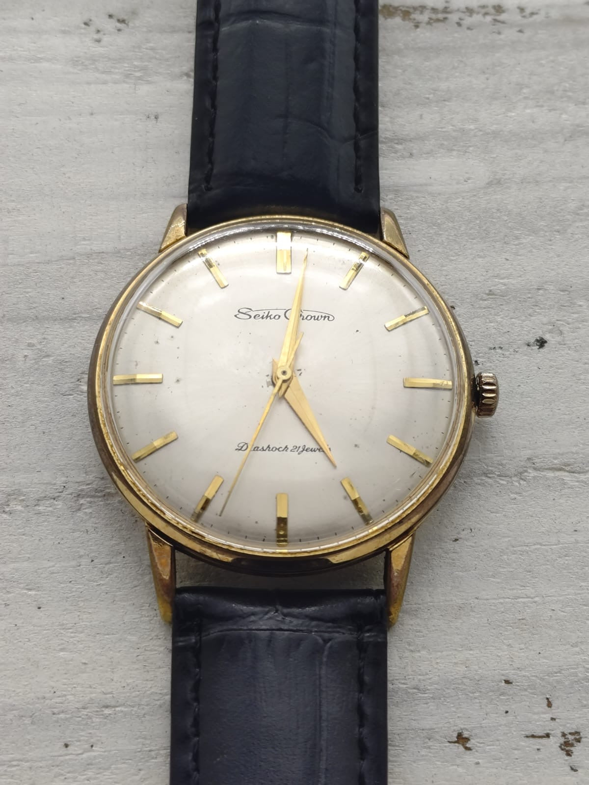 Seiko Crown « Diashock 21 Jewels » – Réf. J15003E – Calibre 560, remontage manuel – boîtier plaqué or, début des années 1960 – fraîchement révisée