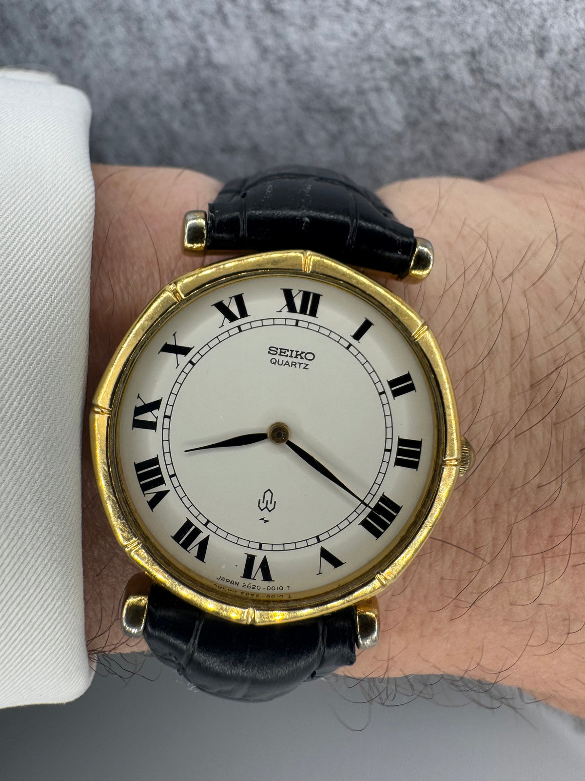 Seiko Quartz 2620-0010 – June 1979 – Cal. 2620 from Daini Seikosha – Roman numerals, only 6.2mm thin