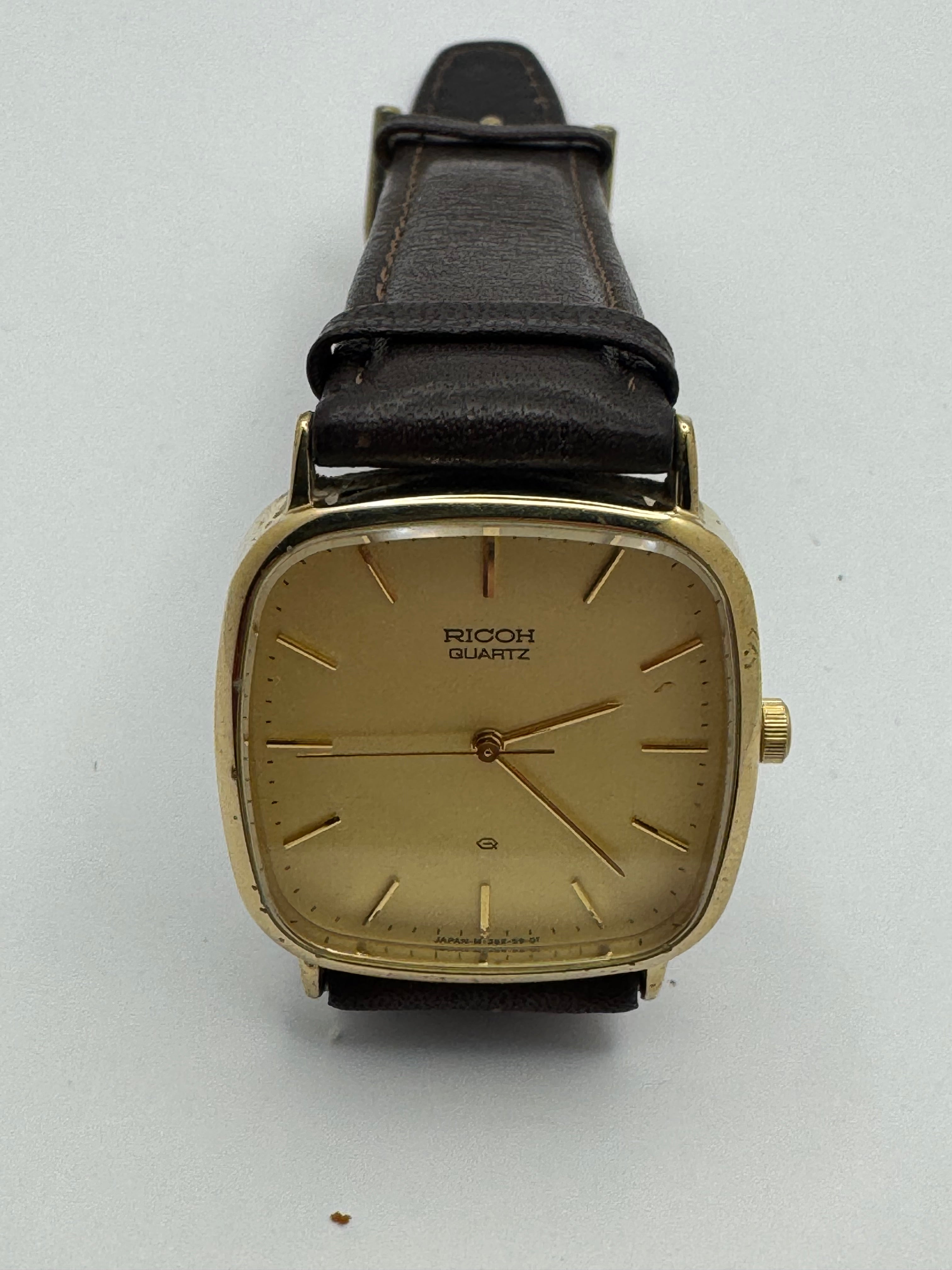 Ricoh Quartz Vintage Dress Watch Ref. 26283-4 - Gold Plated