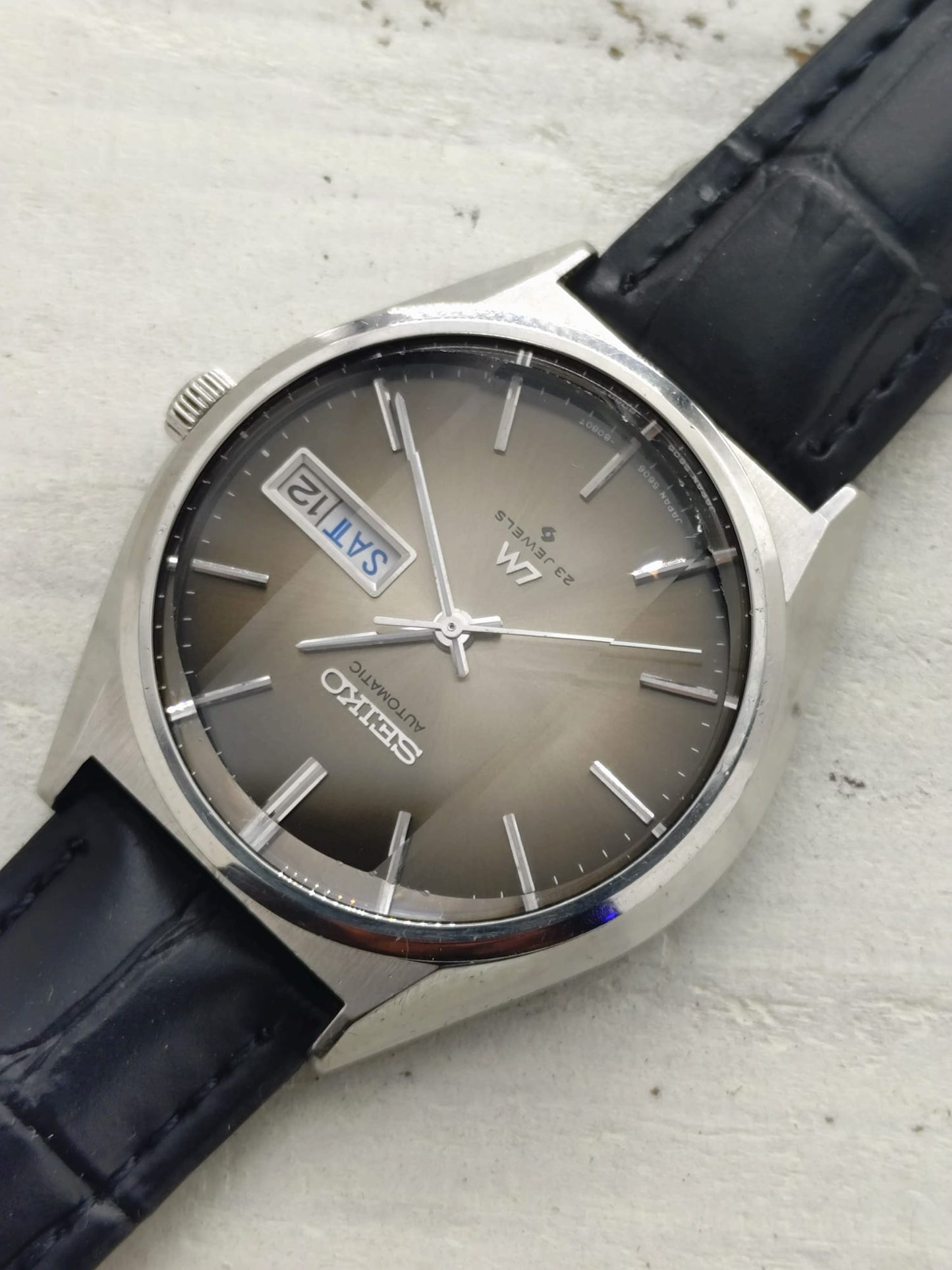 Seiko Lord Matic 5606-8130 – Rauch-Verlaufszifferblatt & Facettenglas – 23 Jewels, um 1975