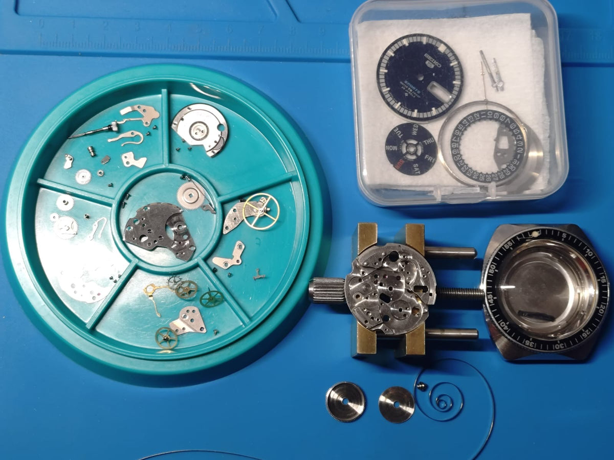 Seiko 5 Sports 6106-8120 – Kaliber 6106, Suwa Seikosha – drehbare Lünette, „Water 70 Proof" – September 1968 – frisch revidiert