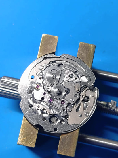 Seiko 5 – Réf. 6119-8031 – Calibre 6119, 21 rubis, Suwa Seikosha – lunette cannelée – juillet 1968 – fraîchement révisée