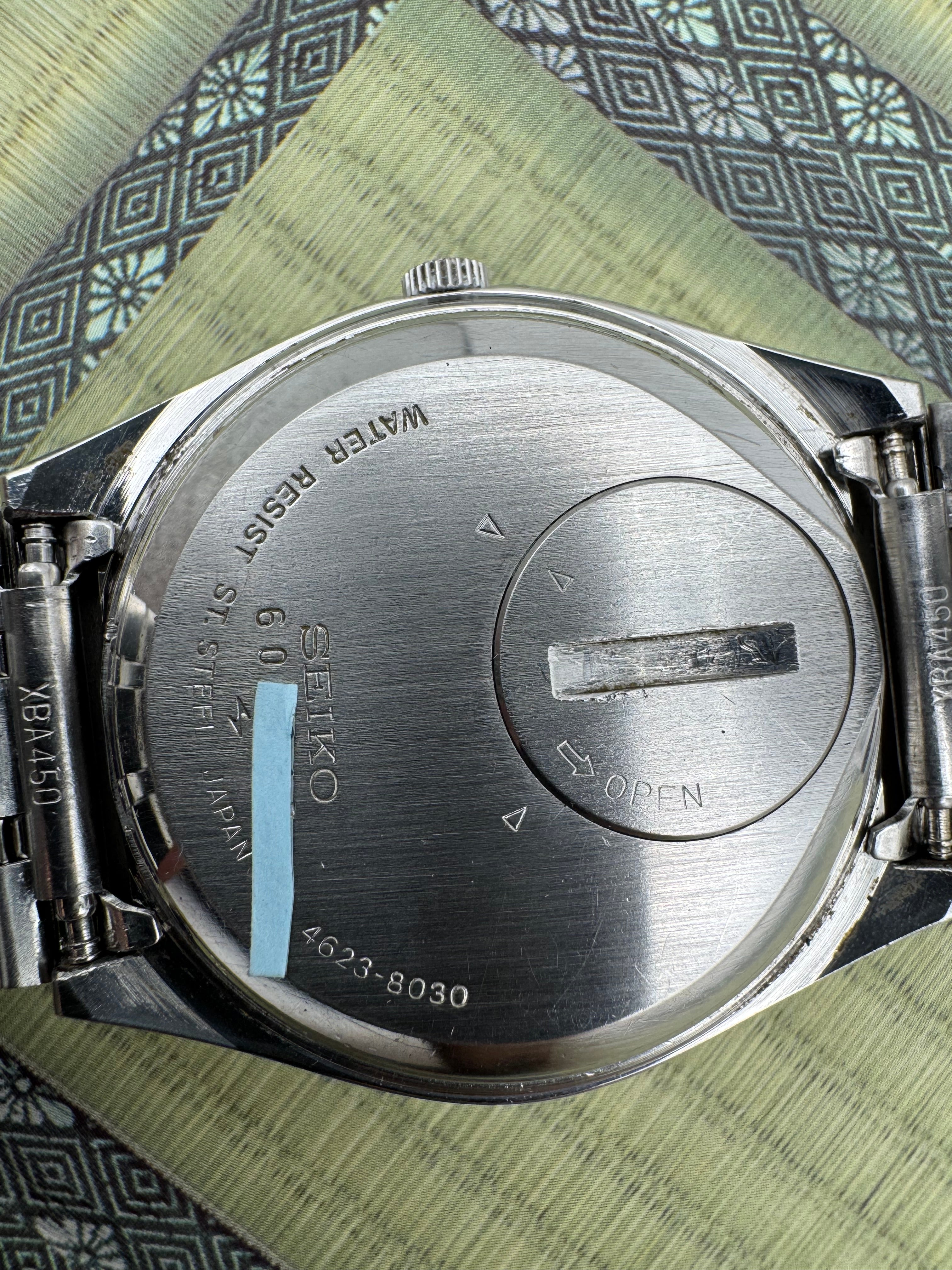 Seiko Quartz Type II (Ref. 4623-8030, October 1976) – Japanese