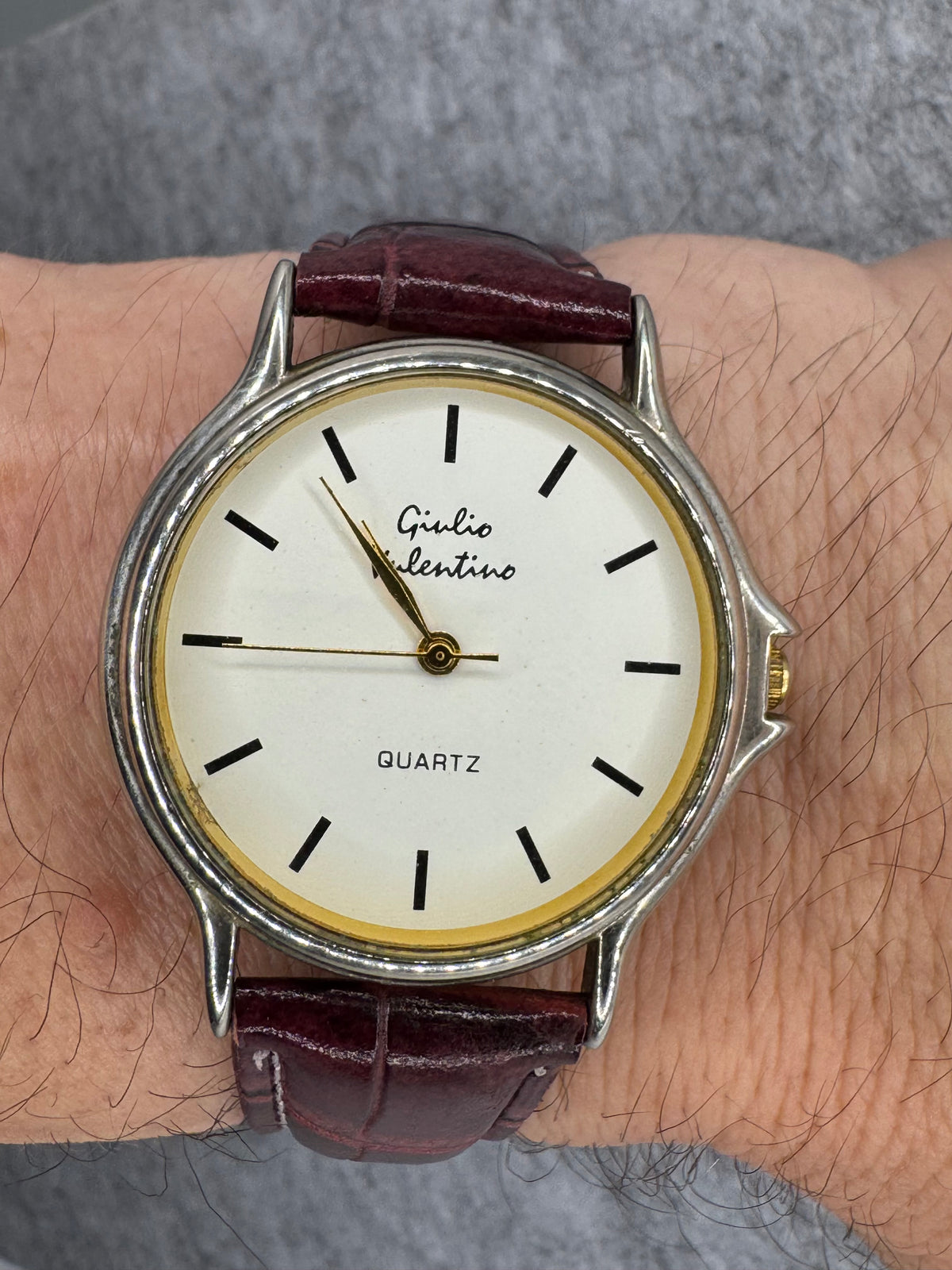 Giulio Valentino Quartz (JDM) – Flat Two-Tone Dress Watch, 34.7 mm – Only 7.2 mm High