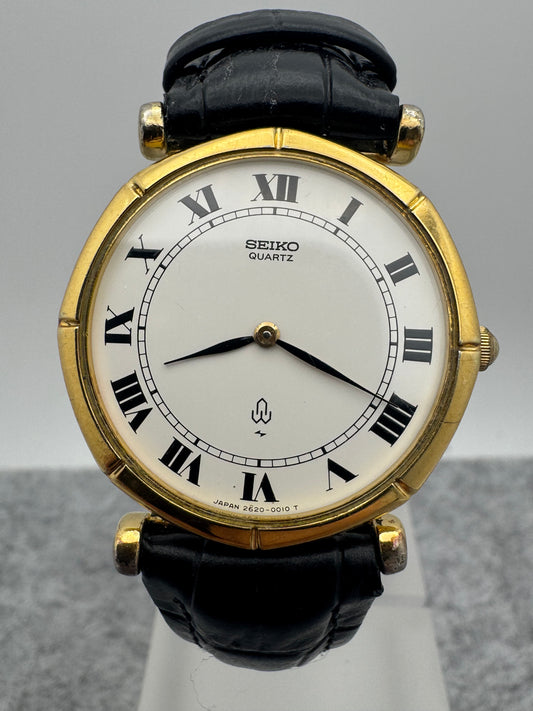 Seiko Quartz 2620-0010 – June 1979 – Cal. 2620 from Daini Seikosha – Roman numerals, only 6.2mm thin
