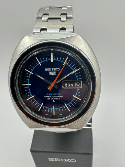 Seiko 5 Sports 6106-8560 – Feb. 1970 – blaues Dial, Originalband, revidiert