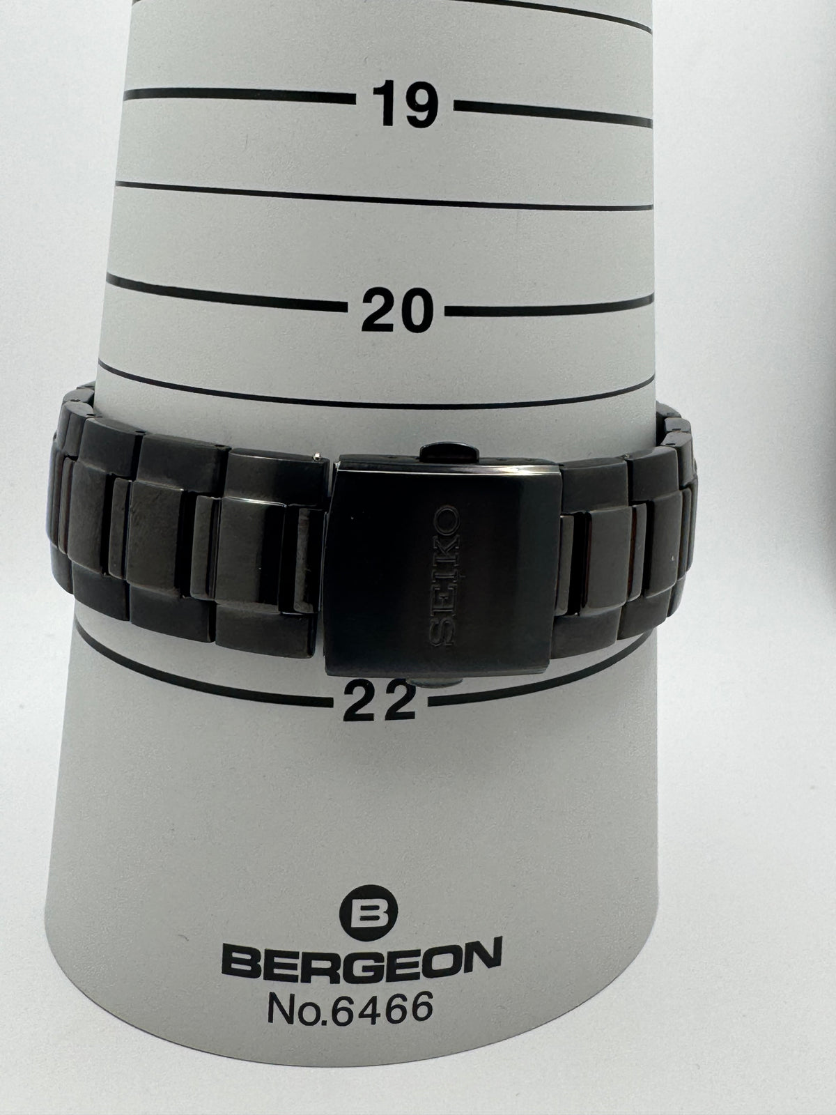 Seiko Chronograph 7T94-0AY0 – Quarz, Tachymeter, 100 m – 43,5 mm – März 2008