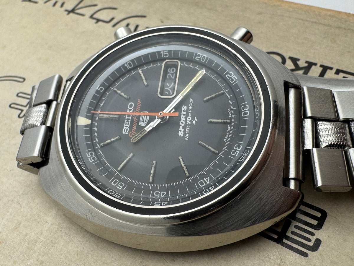 Seiko 5 Sports JDM Speed-Timer 7017-6010 – Caliber 7017, flyback chronograph with inner bezel, Daini Seikosha – February 1971 – freshly serviced