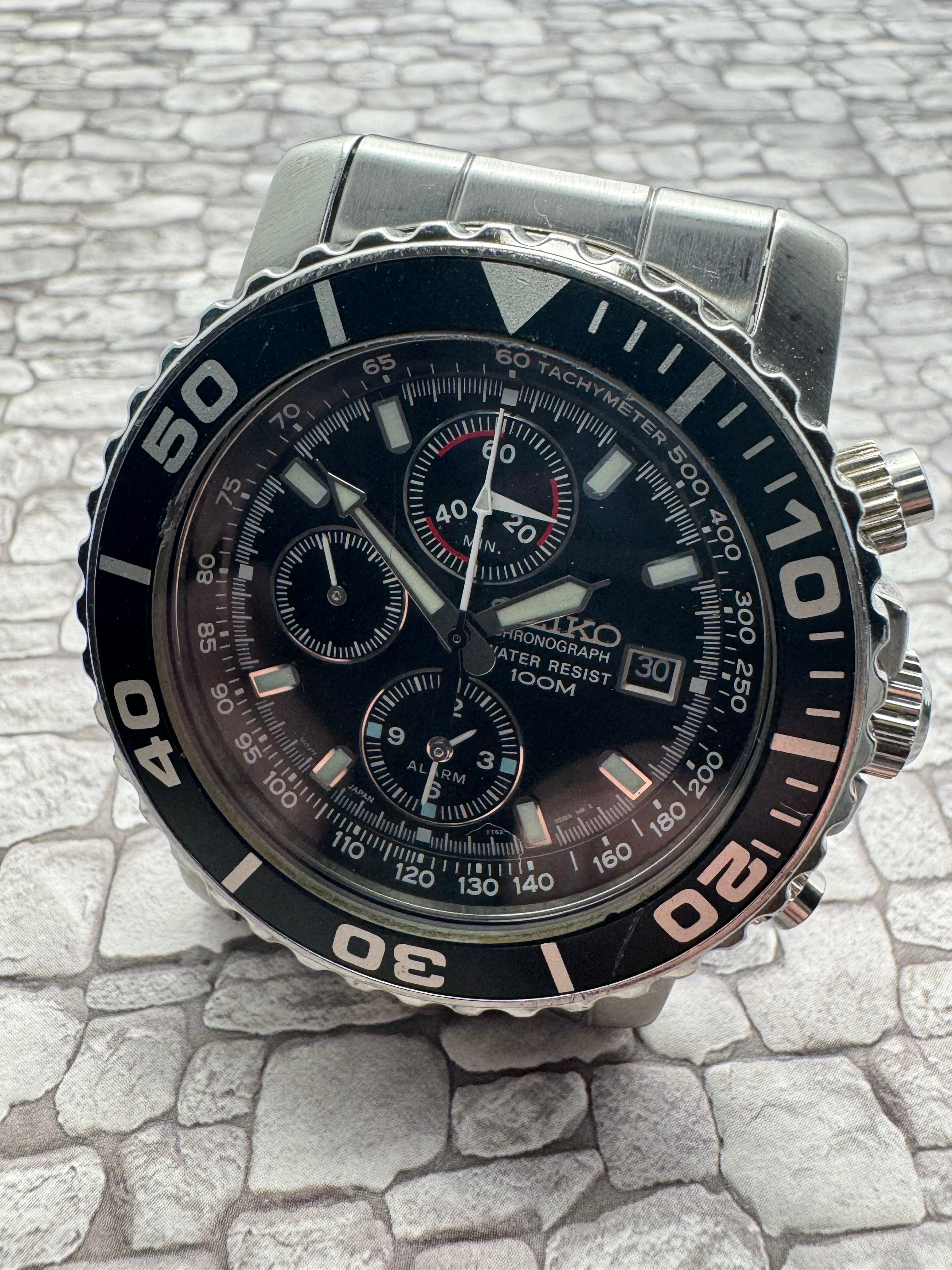 Seiko Chronograph 7T62-0CV0 (Japan, August 2005) – Japanese