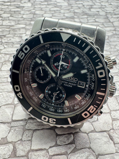 Seiko Chronograph 7T62-0CV0 (Japan, August 2005)