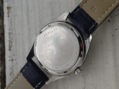 Citizen Homer Date « Parawater » – Réf. 63-1019 – Calibre Homer, 17 rubis, remontage manuel – Acier inoxydable – Mars 1969 – fraîchement révisée