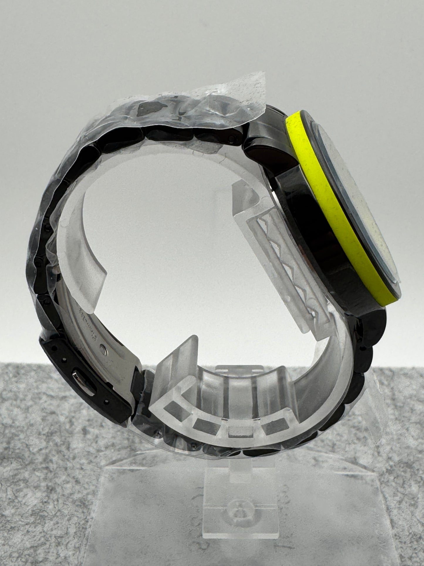 INDEPENDENT by Citizen – Modell 4357-S091853 / Sport Line Yellow Edge