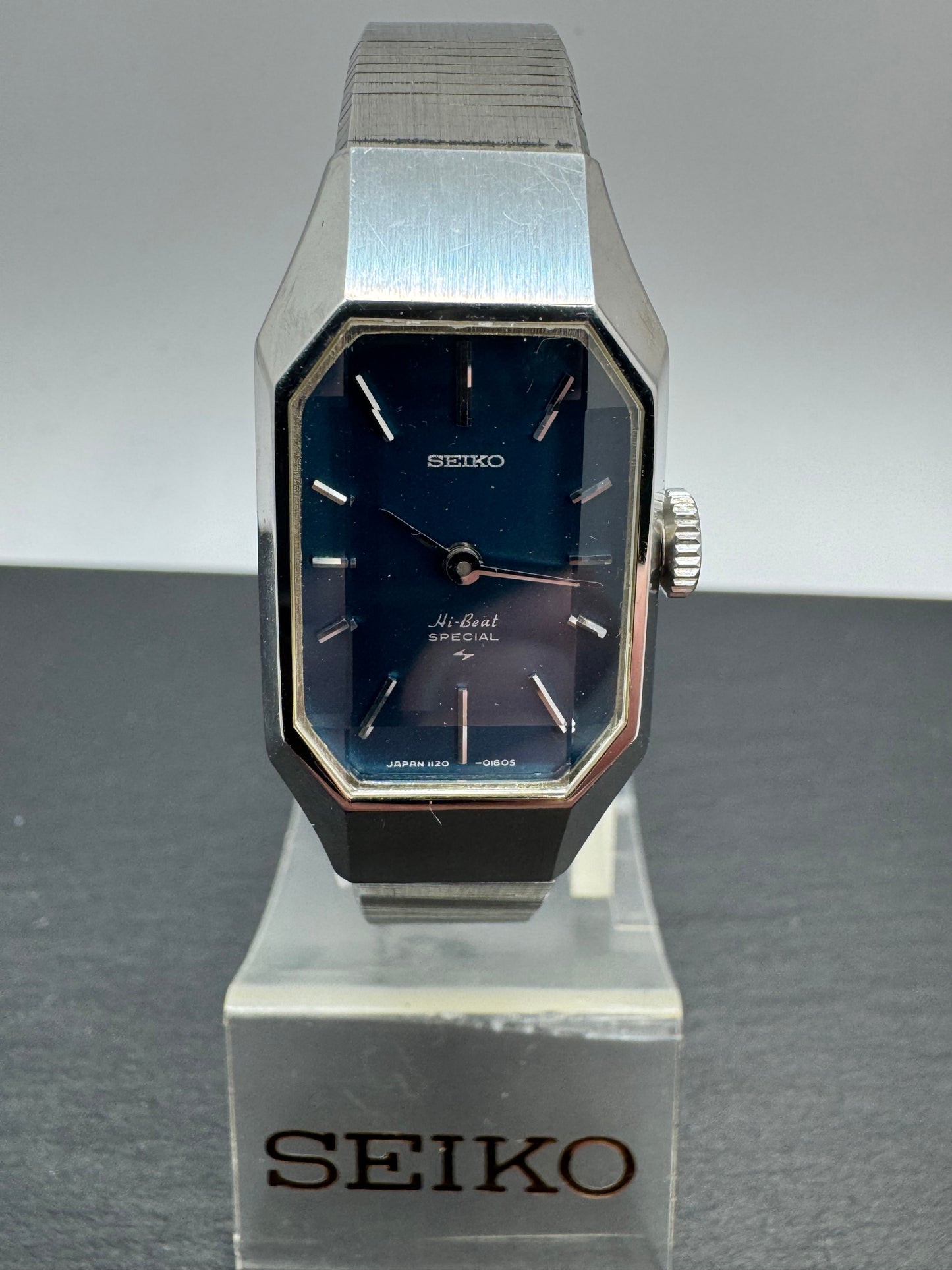 Seiko Hi-Beat Special 1120-7030 – Oktober 1973 – Facettiertes Glas – integriertes Band – revidiert