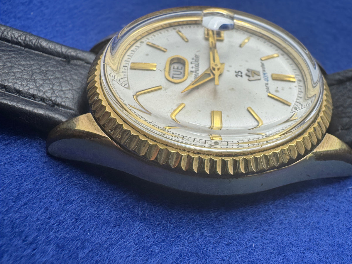 Citizen Auto Dater Seven 25 Jewels – Ref. AW14701 – 40,1 mm Gehäuse – Tag/Lupendatum - in Japan revidiert