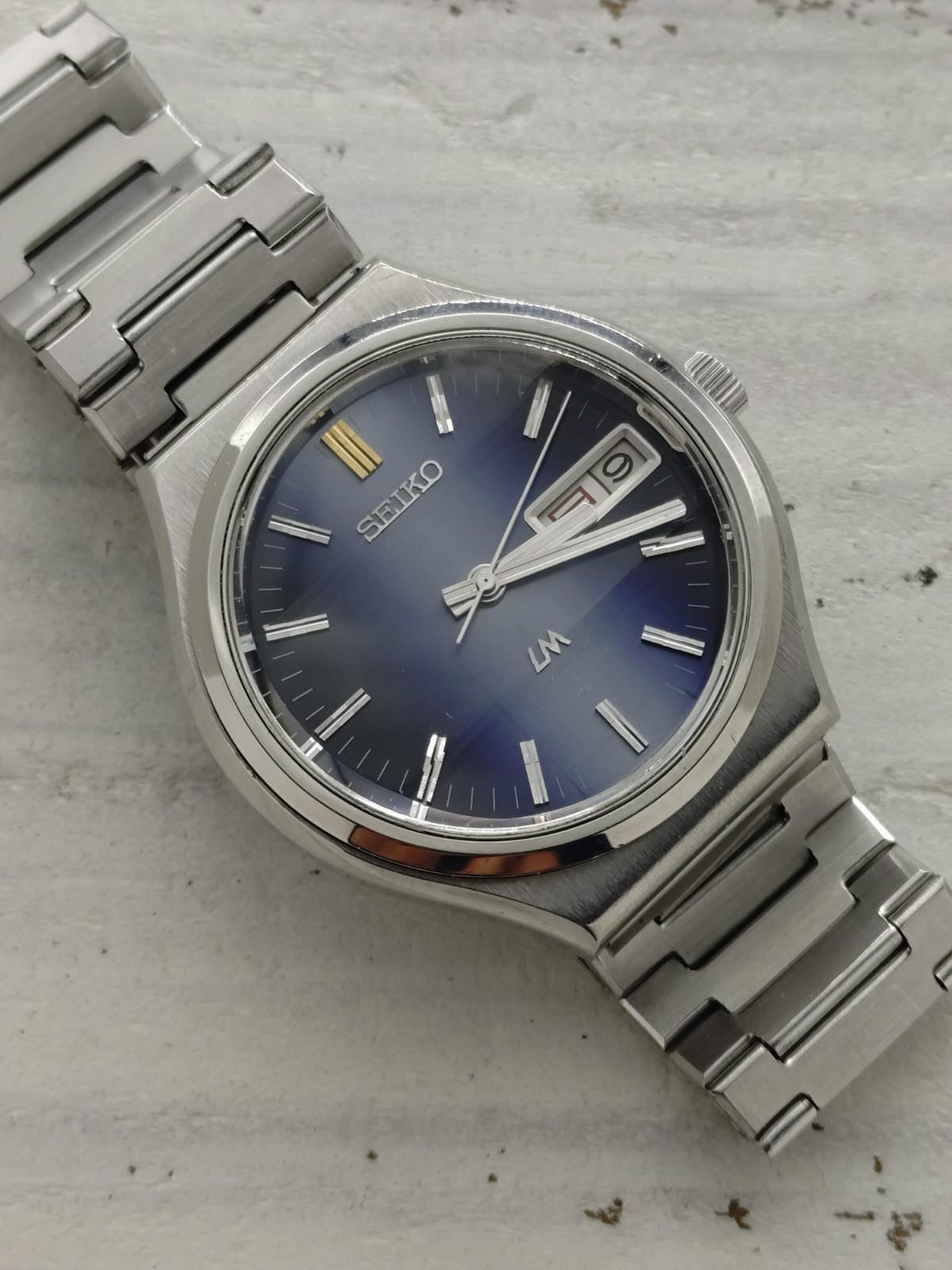Seiko Lord Matic Special 5206-6090 – Calibre 5206, 23 rubis, Daini Seikosha – cadran bleu, verre minéral triple facette – novembre 1972 – fraîchement révisée