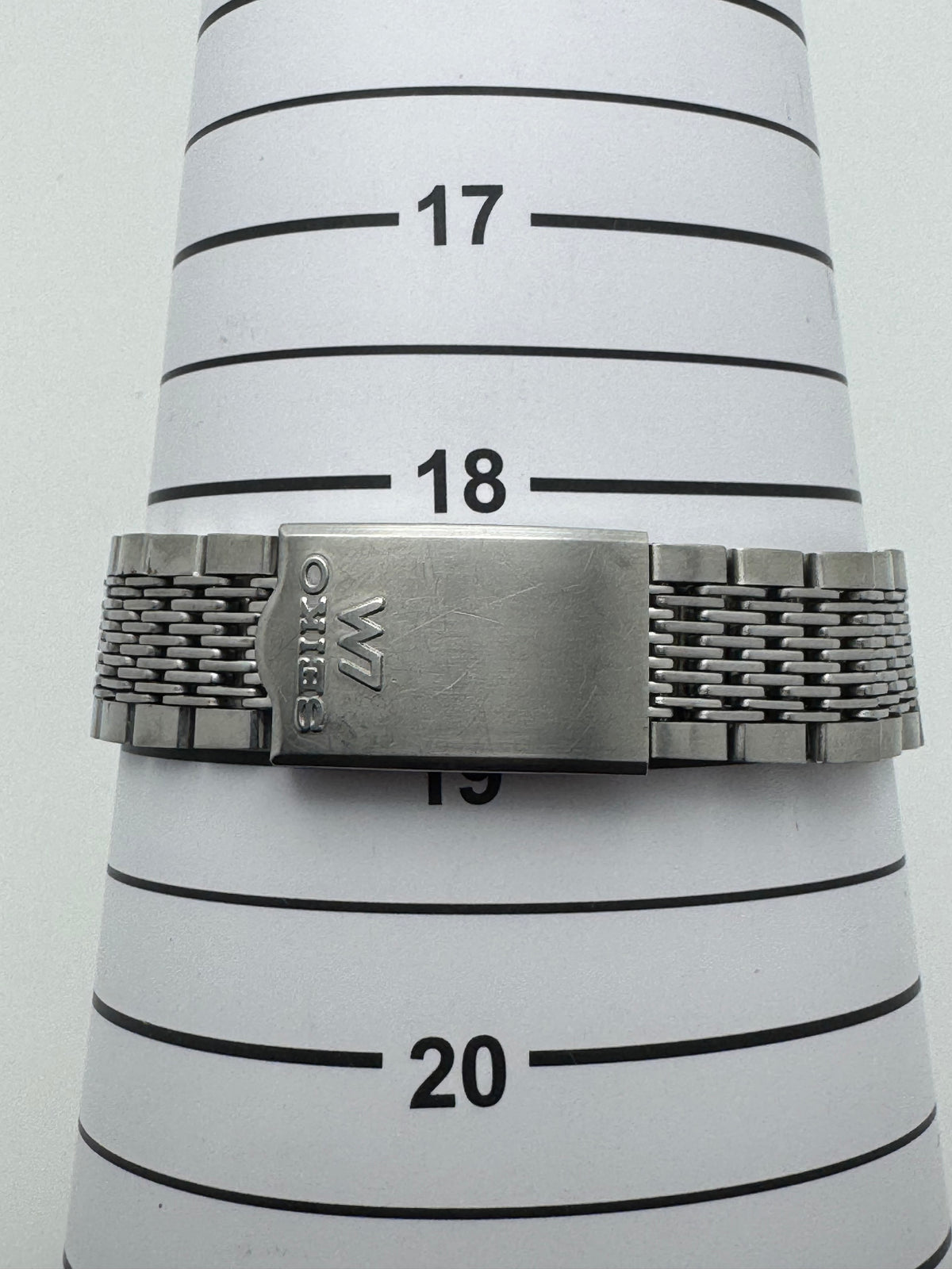Seiko Lord Matic 5606-7012 – Janvier 1974 – Cal. 5606, 23 rubis – Bracelet d'origine – Révisée