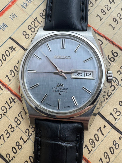 Seiko Lord Matic 5606-7010 – June 1969 – Linen Dial, Day/Date – "WATER PROOF" Caseback – Serviced