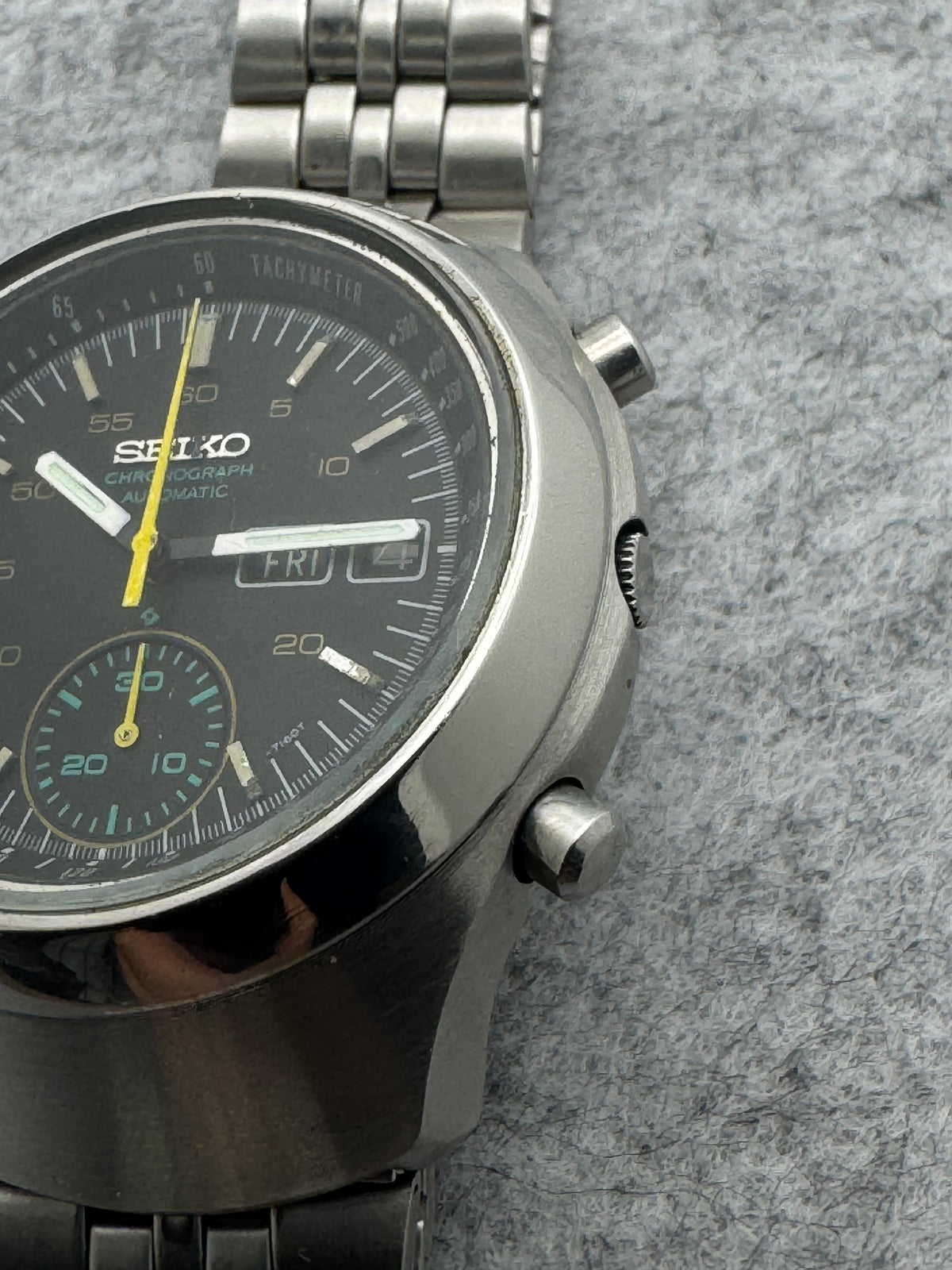 Seiko Automatic Chronograph - Cal. 6139 - Black Dial - Arabic/English Day-Date - Vintage 1970s
