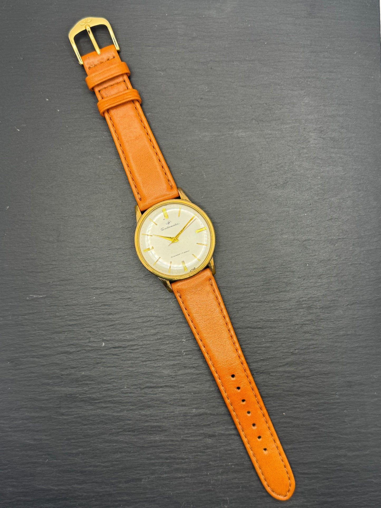 Seiko Seikomatic Ref. 15007DE, goldplattiert, frisch in Japan revidiert, mit NOS-Lederband, frühe 60er Jahre