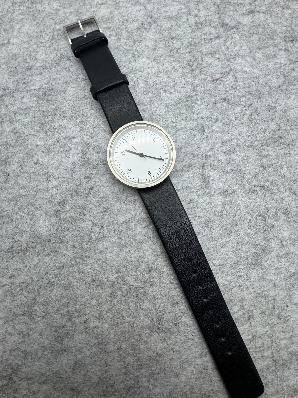 MUJI Solar – Wristwatch with Citizen Solar Movement and Zero-Digit Dial – Very Well Preserved