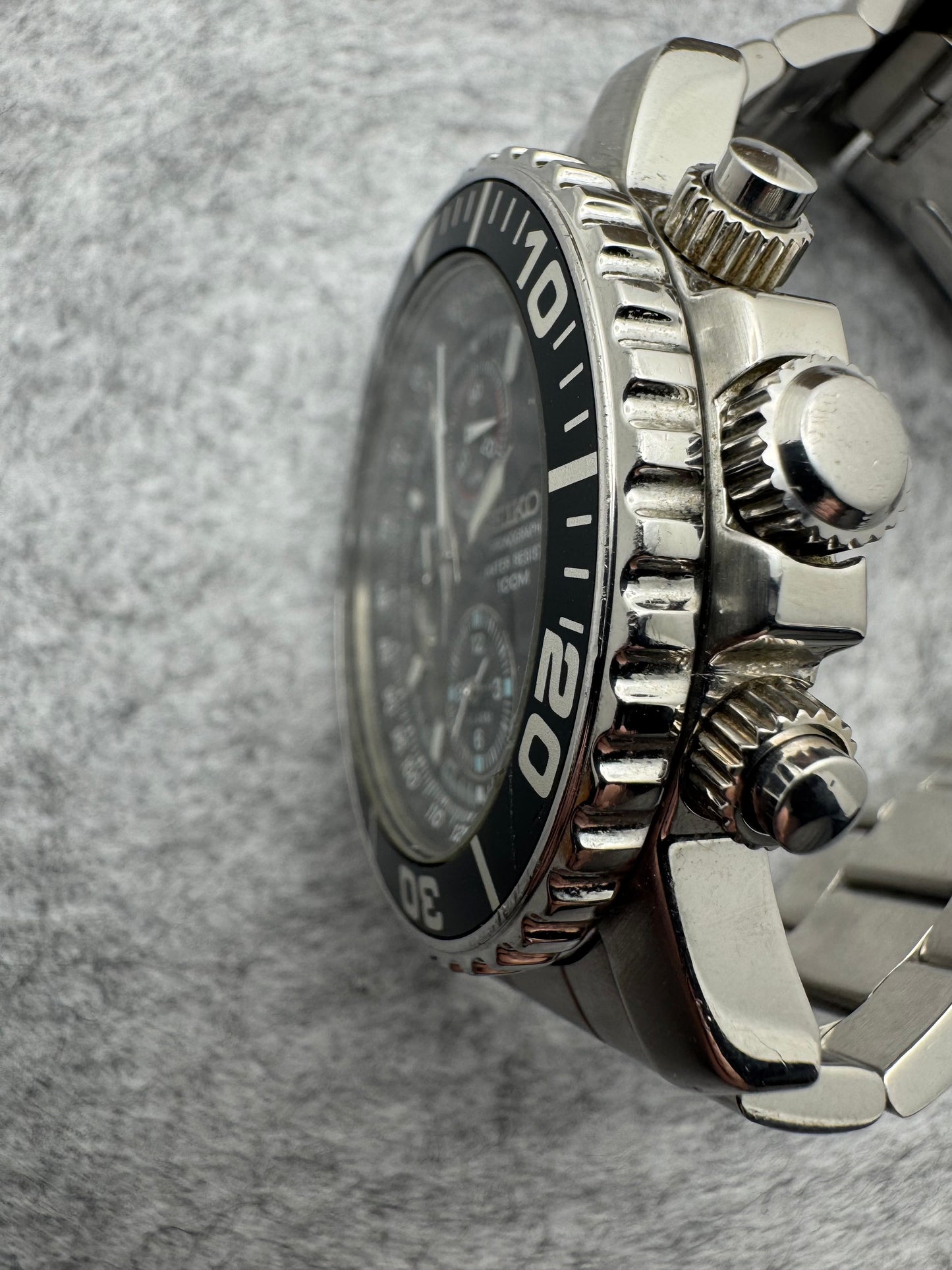 Seiko Chronograph 7T62-0CV0 (Japan, August 2005)