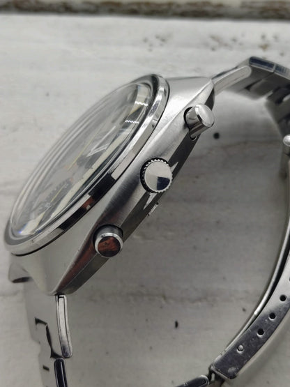 Seiko 5 Sports Speed-Timer 6139-7020 – Caliber 6139, 21 jewels, Suwa Seikosha – champagne dial, original bracelet – November 1971 – freshly serviced