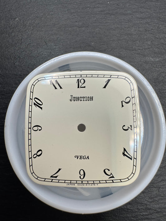 Citizen Original Dial 4A30-411274 "VEGA / Junction" (square, cream/railroad) – NOS
