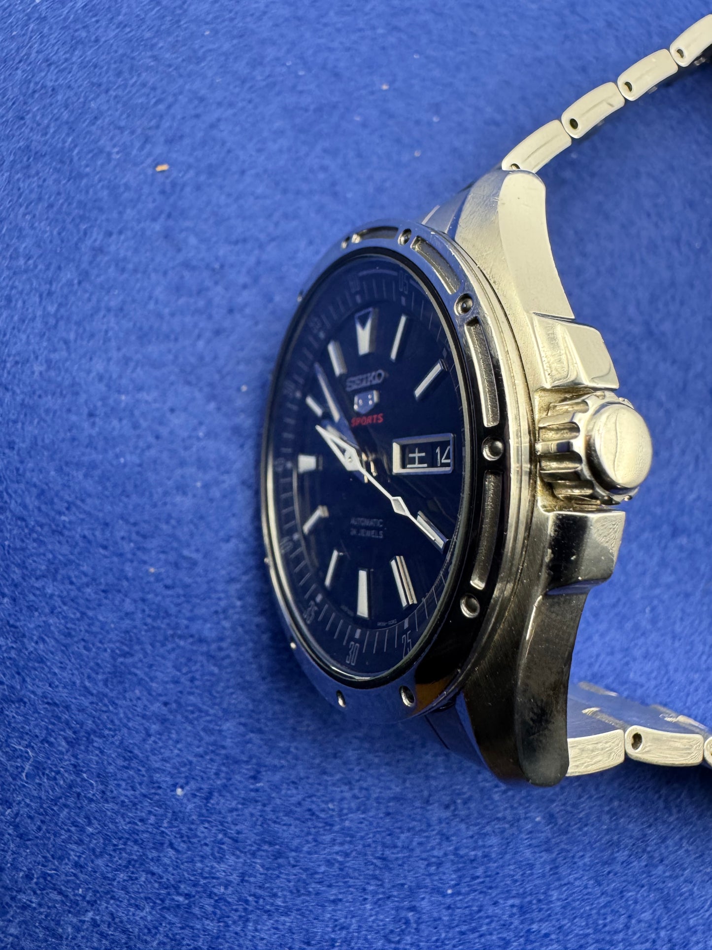 Seiko 5 Sports 4R36-00E0 – JDM Automatik mit Day-Date und Originalarmband (Japan, Februar 2015)