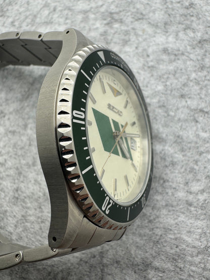 Seiko × JR Série 185 – limitée à 300 exemplaires, n° 264 – Réf. 7N42-HBE0 – Bracelet d'origine