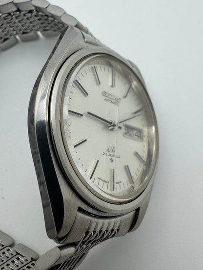 Seiko Lord Matic 5606-7012 – Janvier 1974 – Cal. 5606, 23 rubis – Bracelet d'origine – Révisée