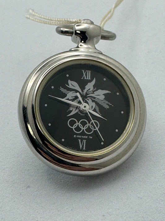 Seiko Pins-Watch Olympic Winter Games Nagano 1998 – Ref. Y136-6F50 – unworn with box