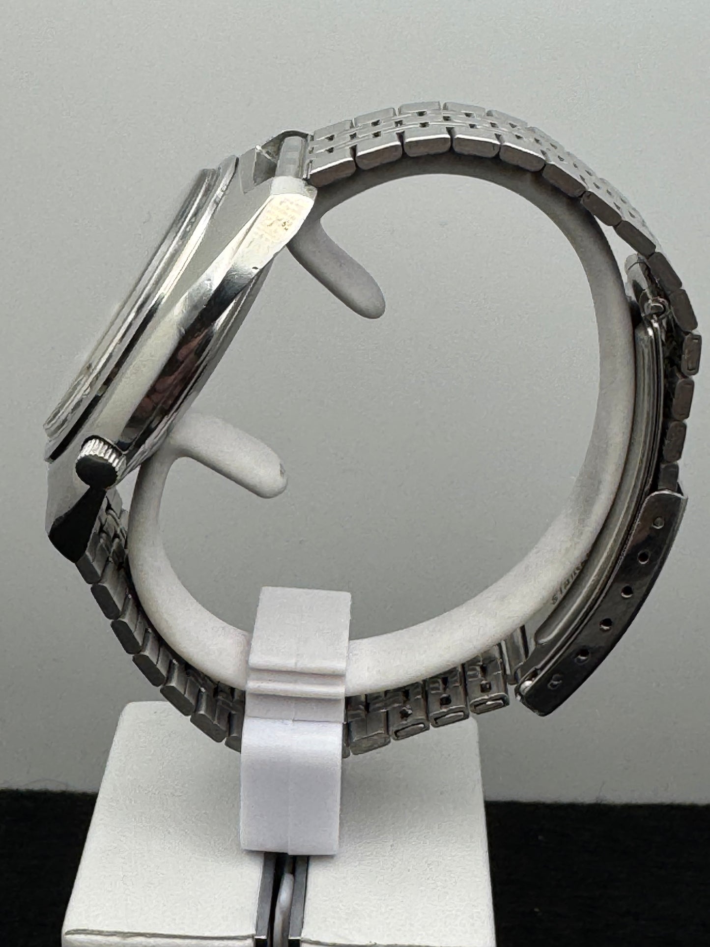 Seiko 5 Sports – Ref. 7019-7000 (November 1969, Japan)