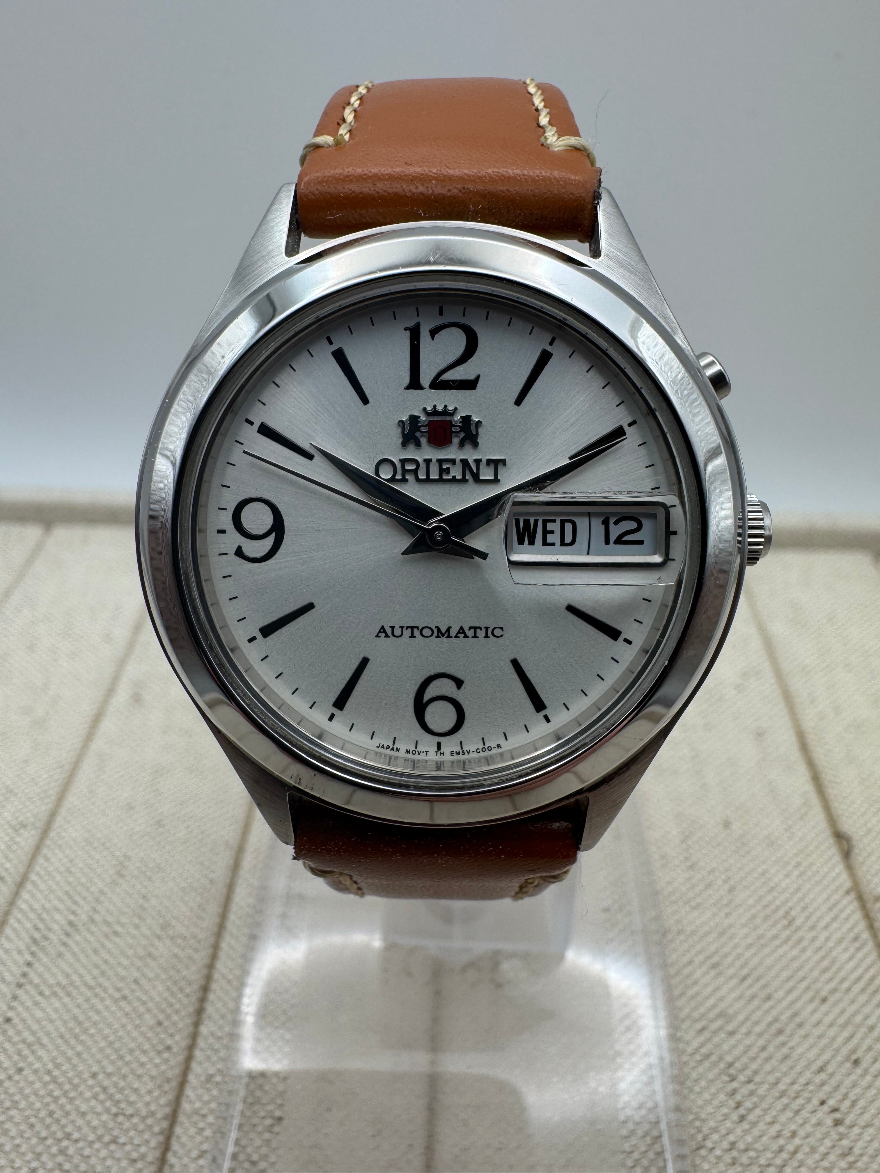Orient Automatic EM5V-C3-C – Classic Day-Date (Japan Movement, ca