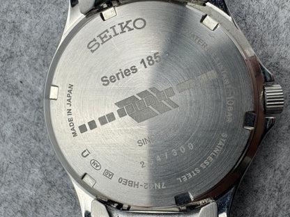 Seiko × JR Série 185 – limitée à 300 exemplaires, n° 264 – Réf. 7N42-HBE0 – Bracelet d'origine