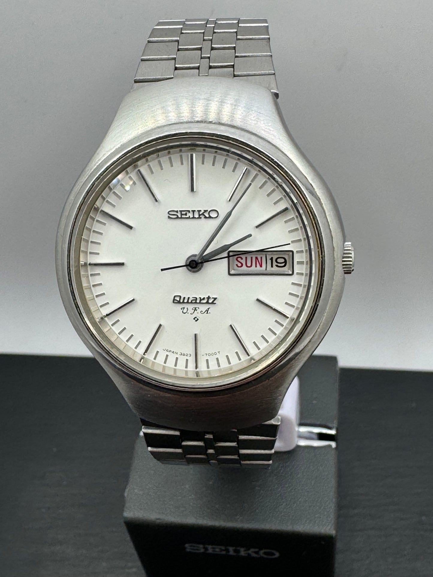 Seiko Quartz V.F.A. 3823-7000 – Februar 1973 – Full Set – Very Fine Adjusted – High Accuracy Quarz Ikone