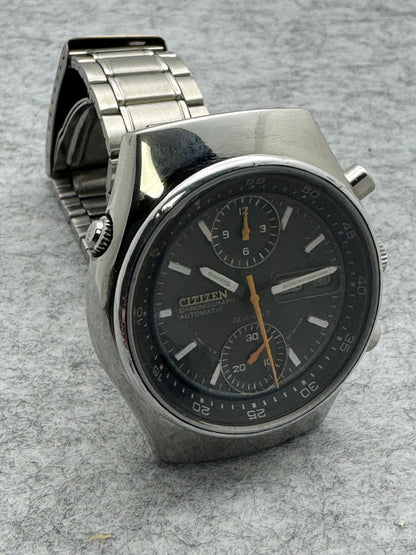 Citizen Chronograph Automatic – Caliber 8110 – Day/Date, Inner Rotating Bezel – October 1970 - Original Steel Bracelet