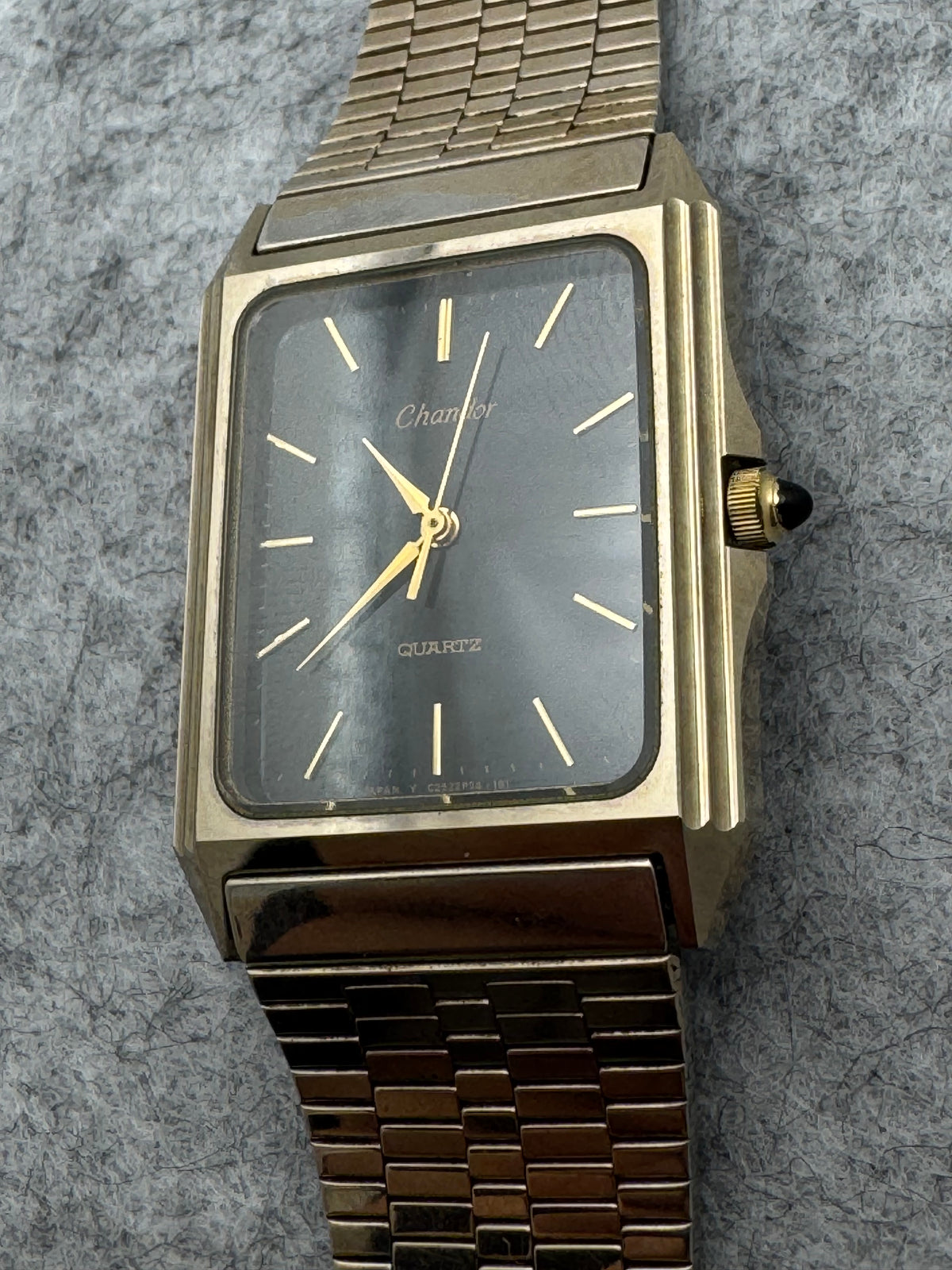 Orient Chandor Quartz - rectangular case, black dial - gold-plated stainless steel