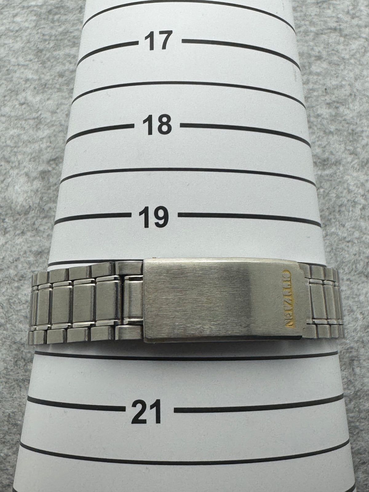 Citizen Chronograph Automatic – Caliber 8110 – Day/Date, Inner Rotating Bezel – October 1970 - Original Steel Bracelet