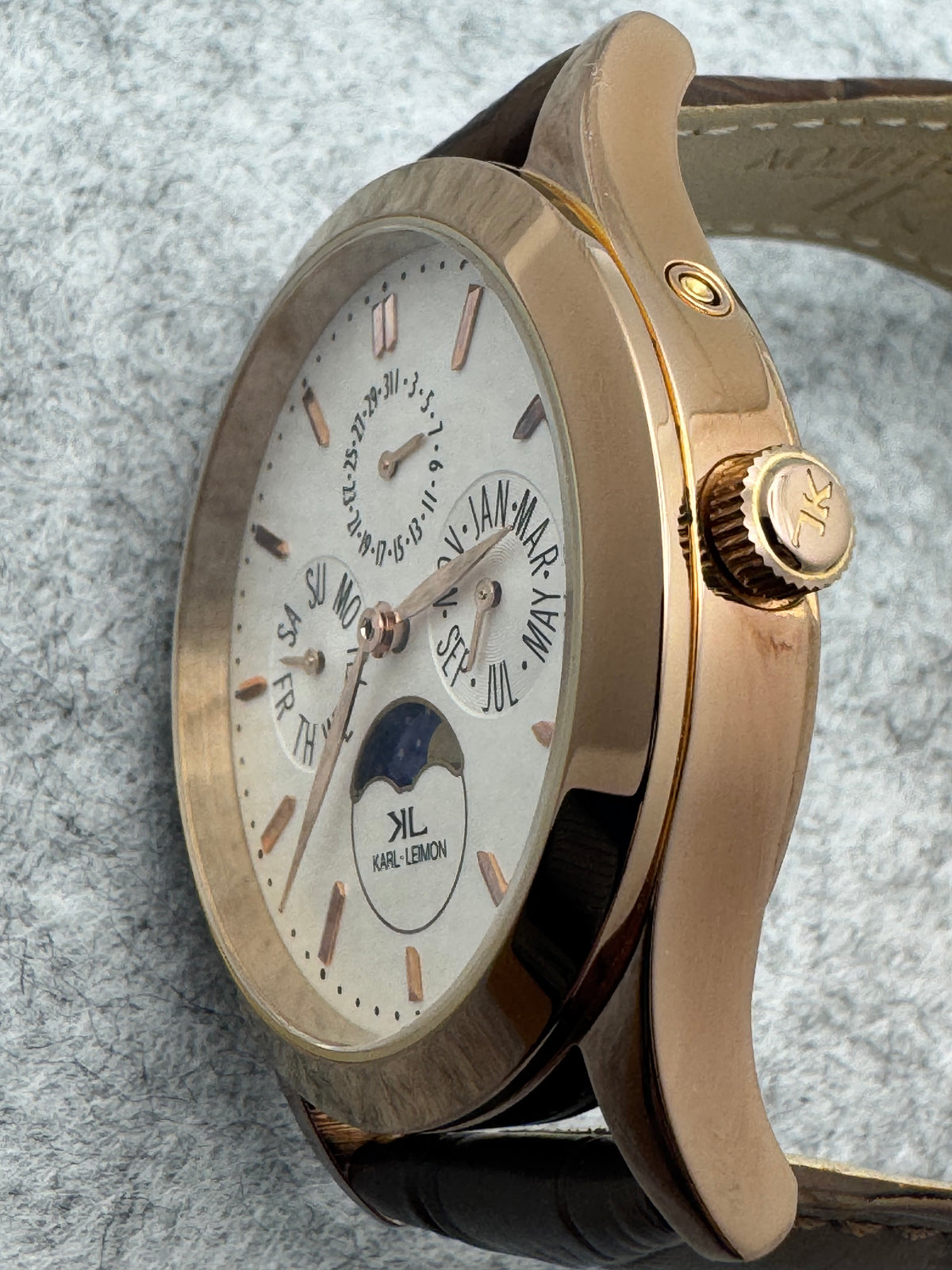 KARL-LEIMON Classic Pioneer – Calendrier complet avec phases de lune – Or rose/Blanc