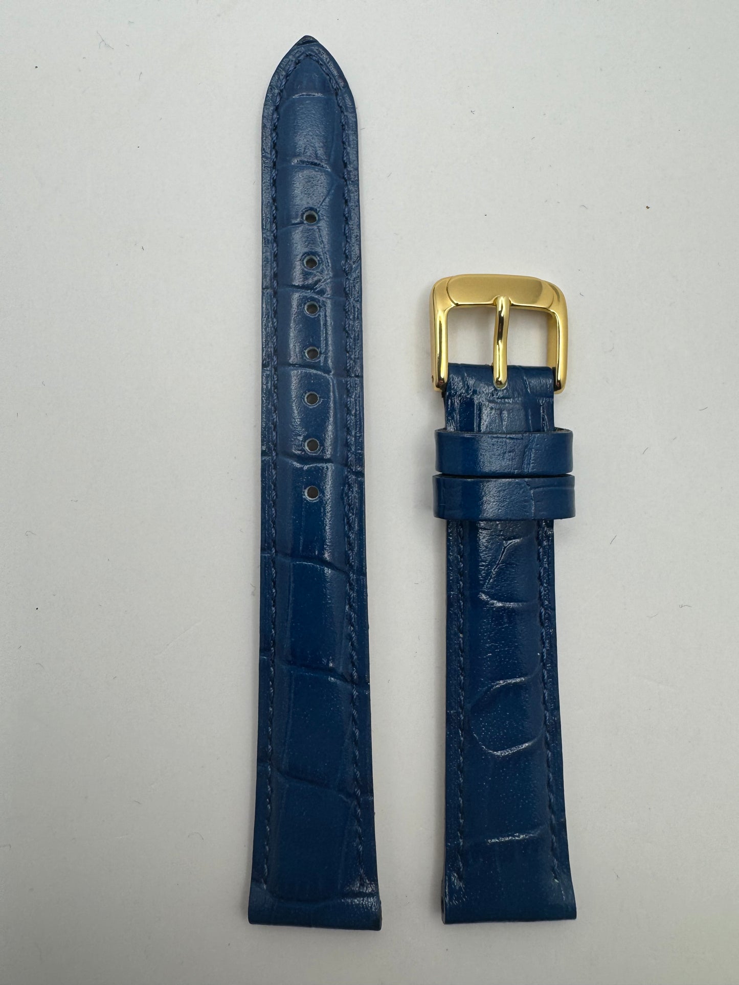 Bambi „Scotchgard" – Vintage NOS Echtlederband in Royalblau mit Krokoprägung, 16 mm, goldfarbene Schließe, mit Box (Japan)