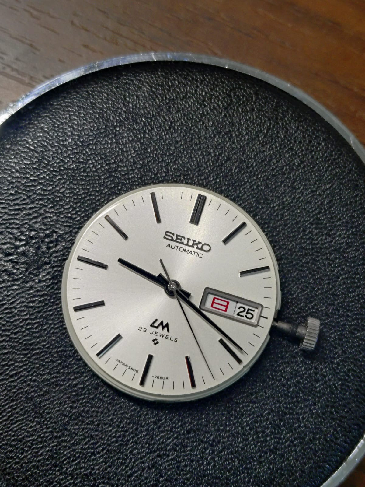Seiko Lord Matic 5606-7072 – Caliber 5606A, 23 jewels, Suwa Seikosha – matte silver dial – January 1974 – freshly serviced