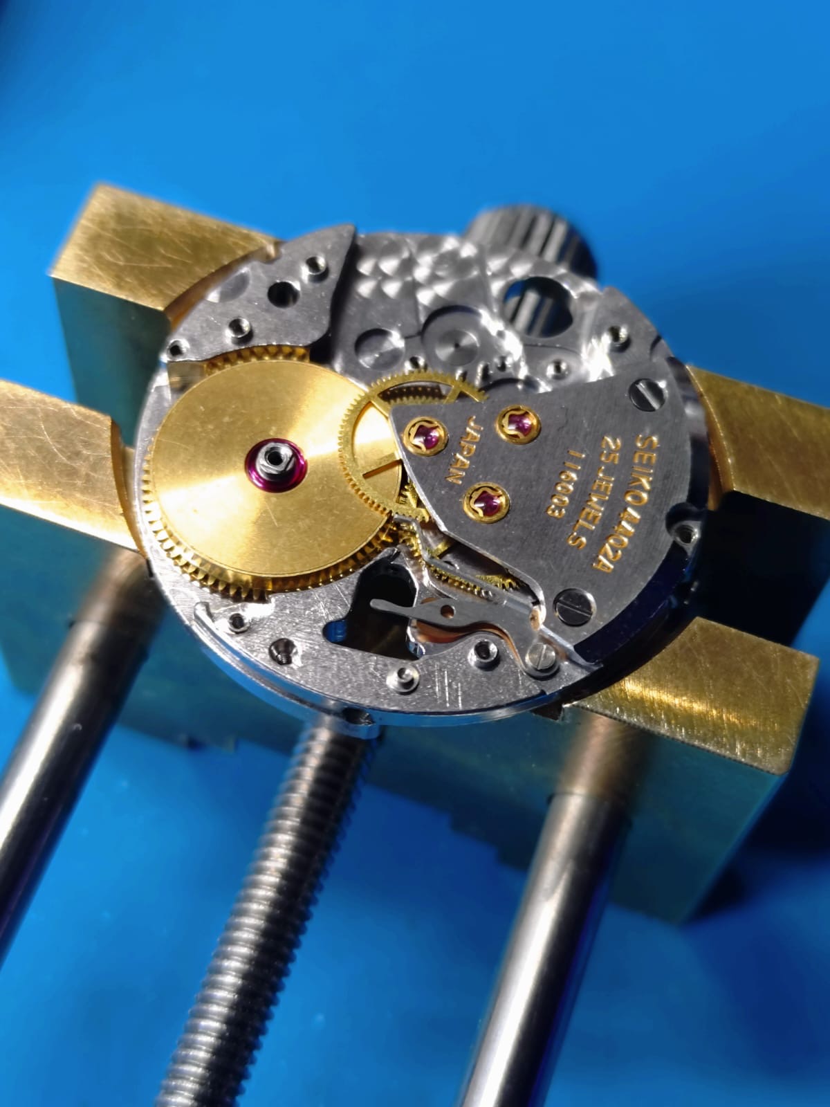 King Seiko 44KS – Ref. 4402-8000 – Caliber 4402A, manual wind with hacking seconds, Daini Seikosha – medallion case back – September 1966 – freshly serviced