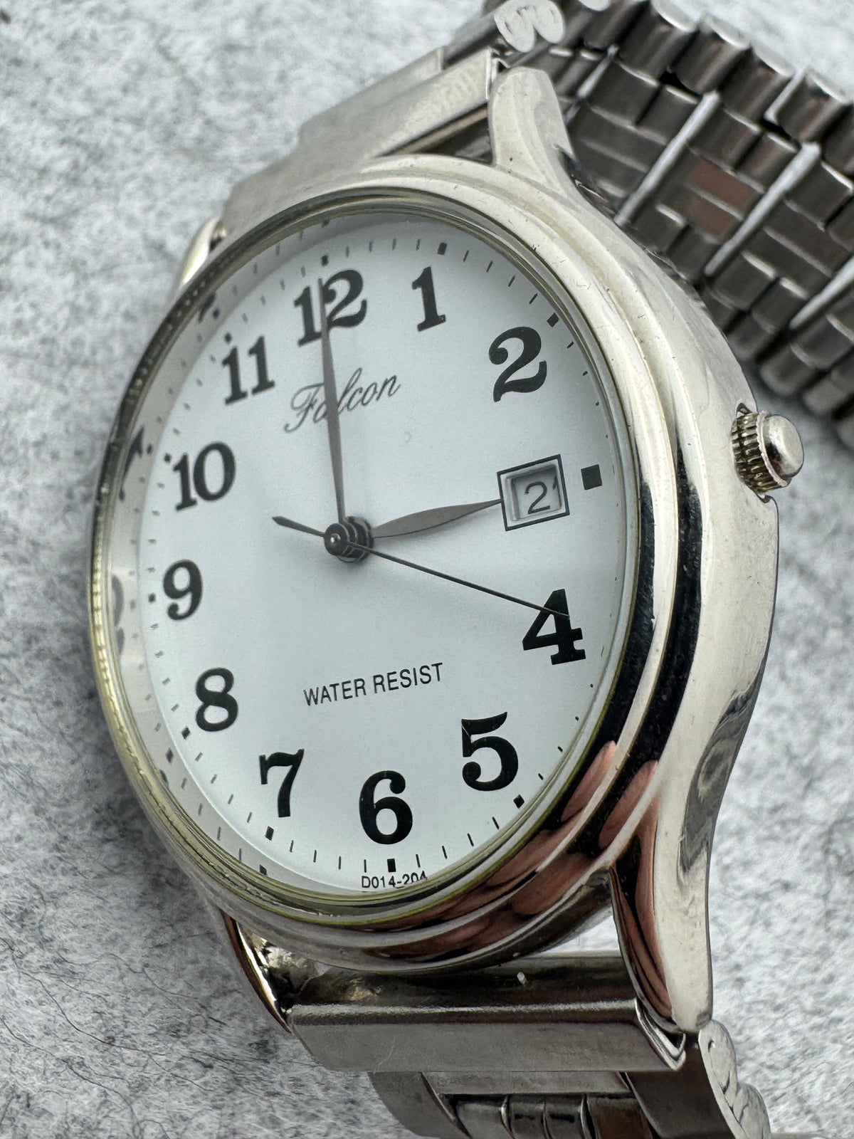 Q&Q Falcon 2115 - JDM Quartz with Date - Citizen Sub-brand from Japan