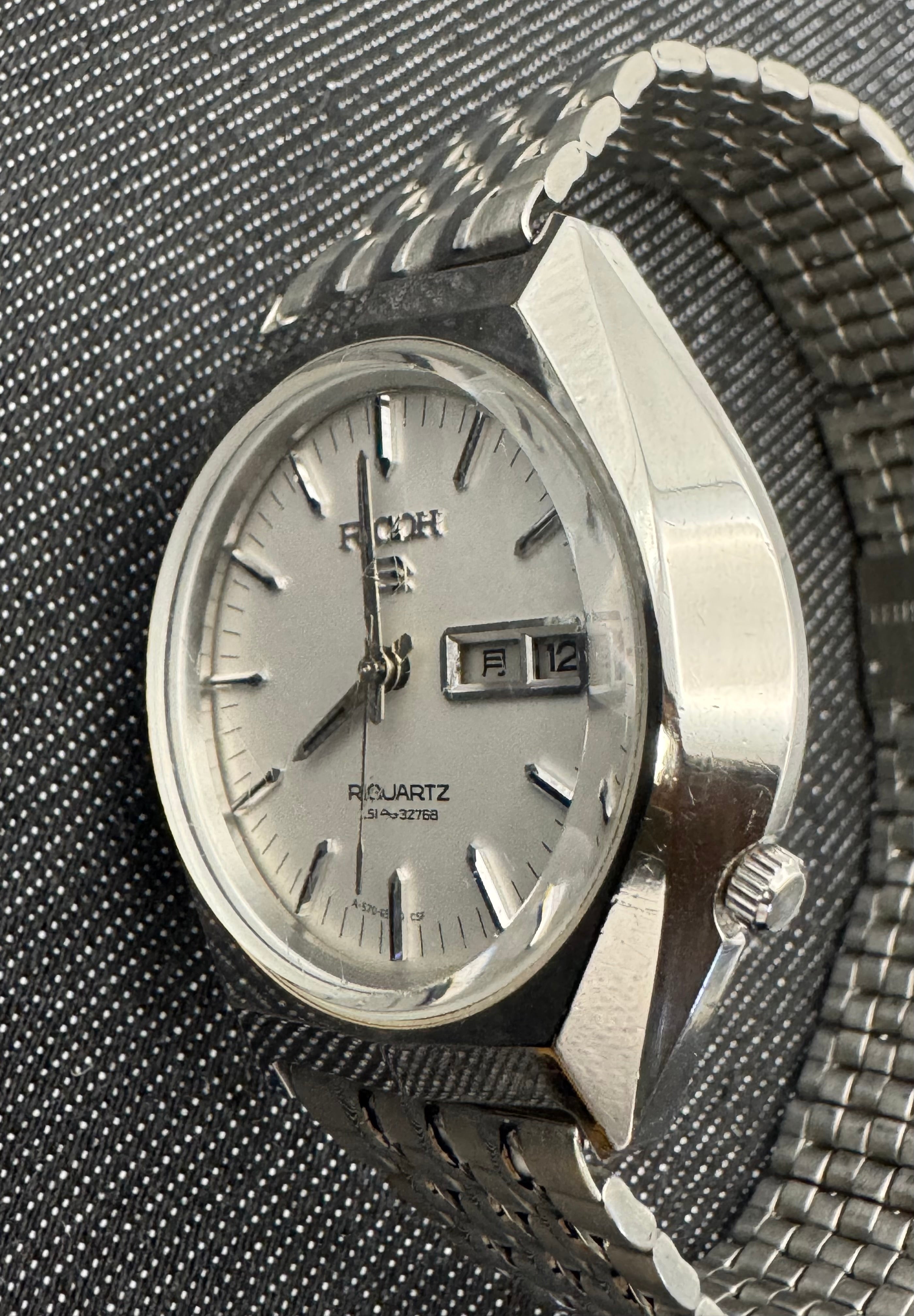 Ricoh Riquartz A570036S (Japan, circa late 1970s) – Japanese
