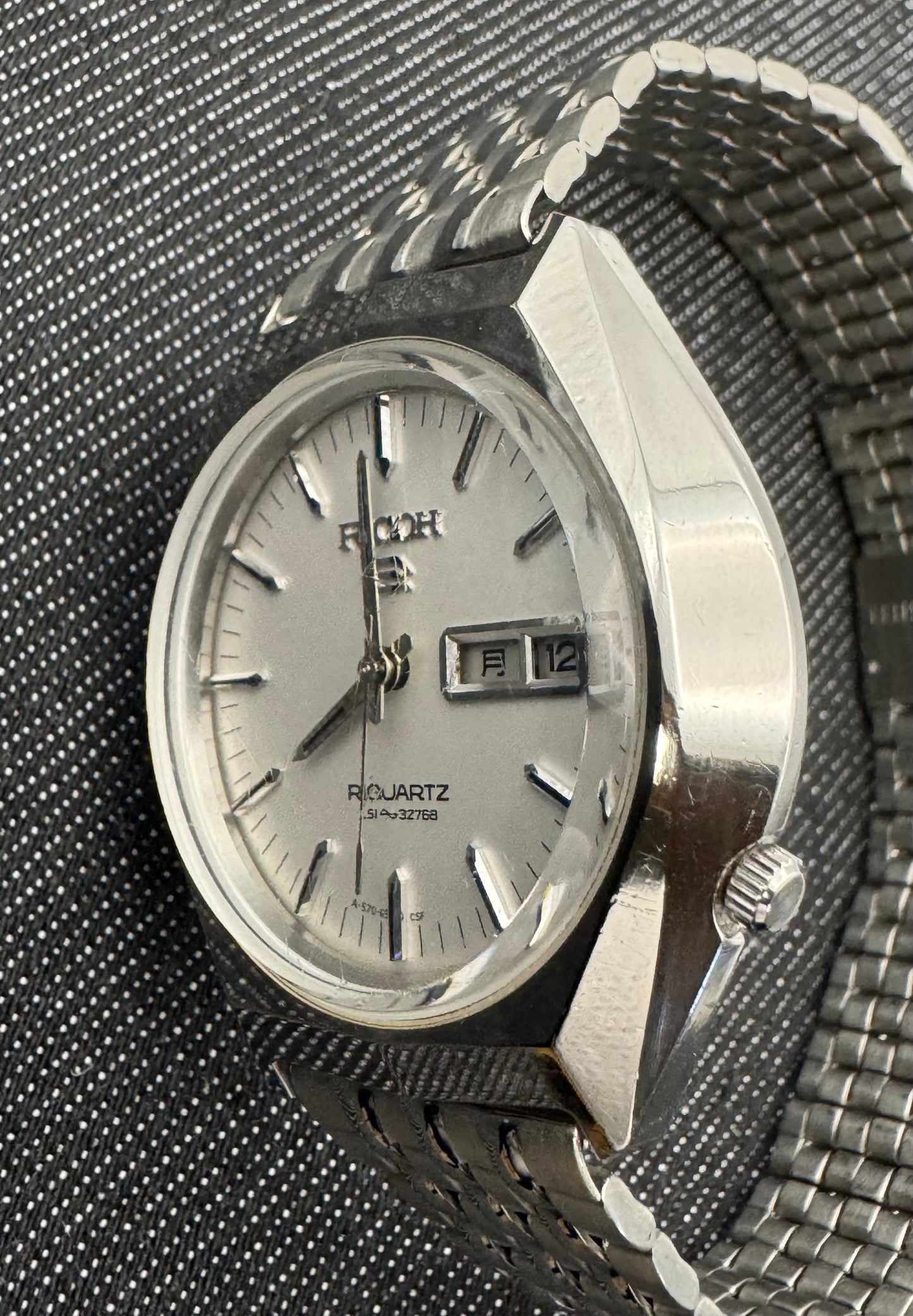 Ricoh Riquartz A570036S (Japan, ca. späte 1970er-Jahre)